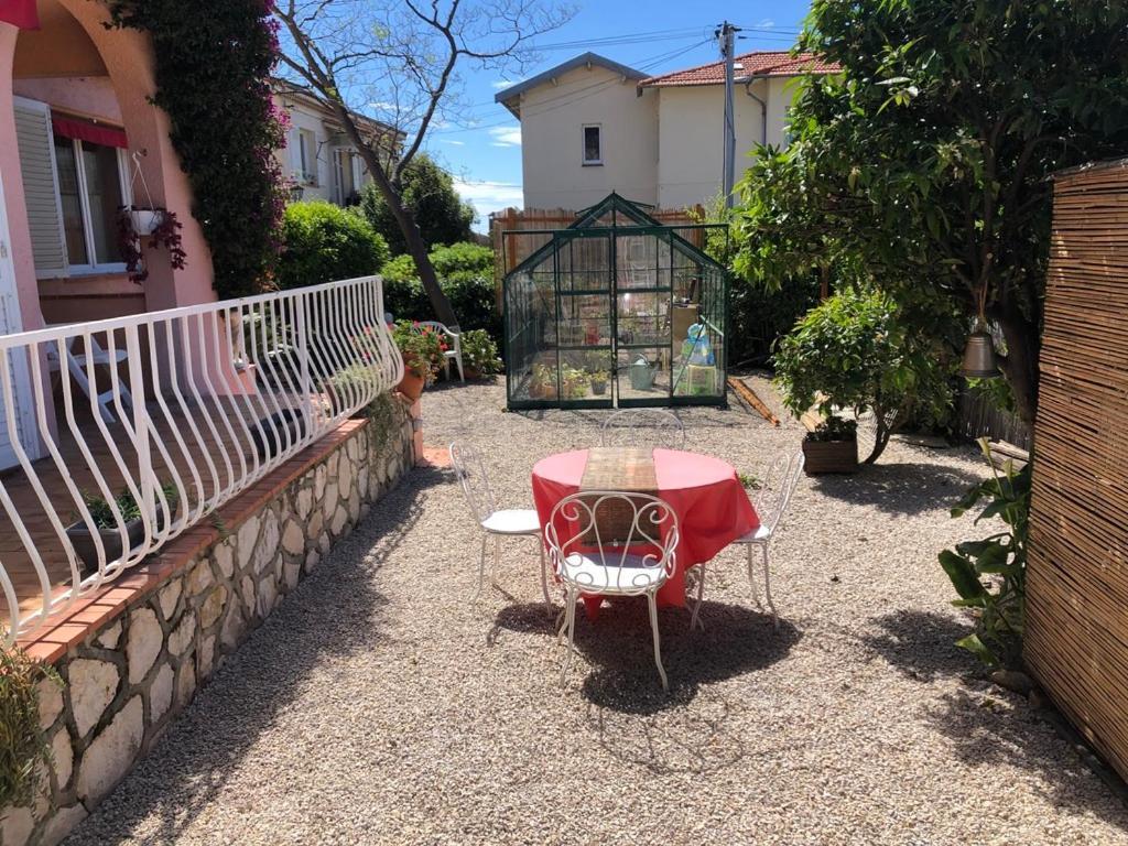 Rez De Jardin Villa Cagnes Sur Mer. Exteriér fotografie